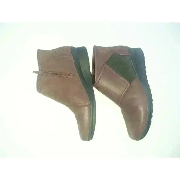 Clarks Womens Ankle Boots Burgundy Black Wedge Heel Round Toe Side Zip 7.5 M - Picture 4 of 7